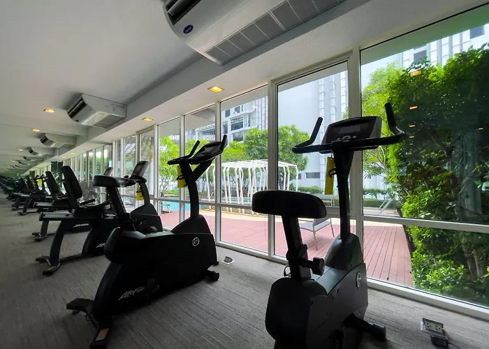 Appartamento 150m To Bts L Workspace L Pool And Gym L Sontana