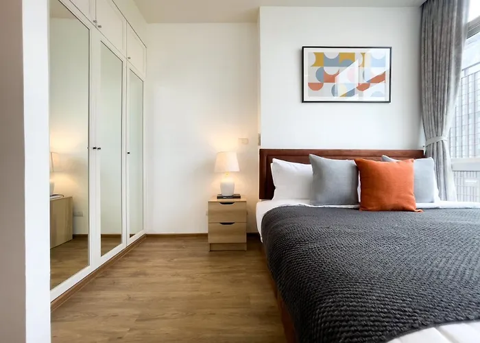 150m To Bts L Workspace L Pool And Gym L Sontana * Bangkok