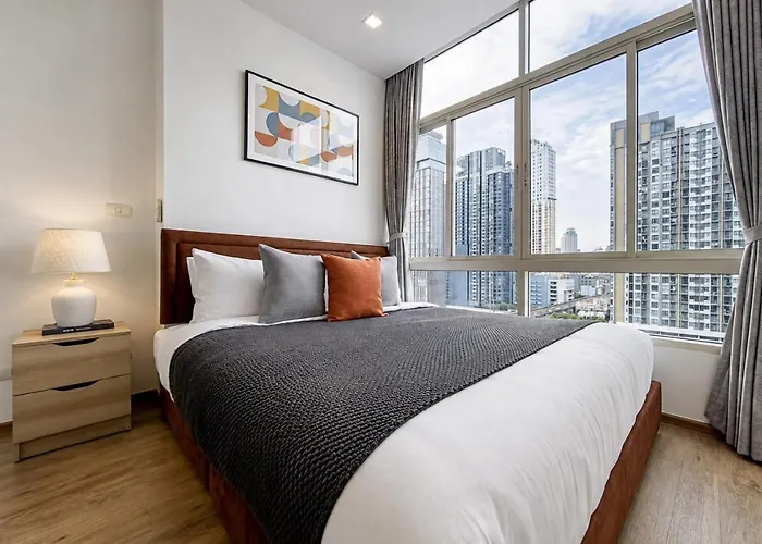150m To Bts L Workspace L Pool And Gym L Sontana * Bangkok
