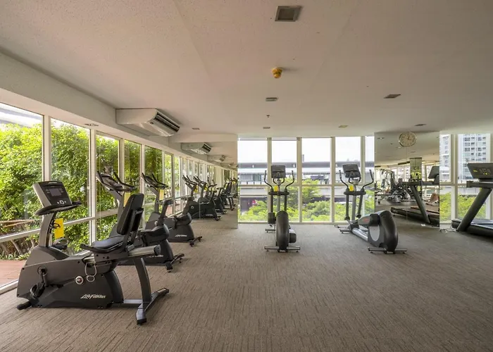 Apartment 150m To Bts L Workspace L Pool And Gym L Sontana